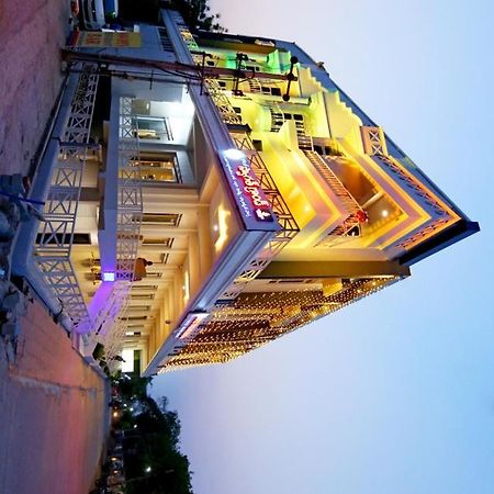 Hotel Swagath Grand Miryalaguda Miriālgūda Kültér fotó