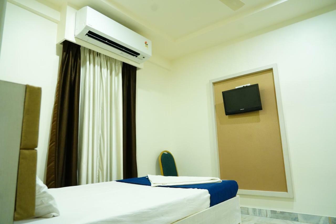 Hotel Swagath Grand Miryalaguda Miriālgūda Kültér fotó