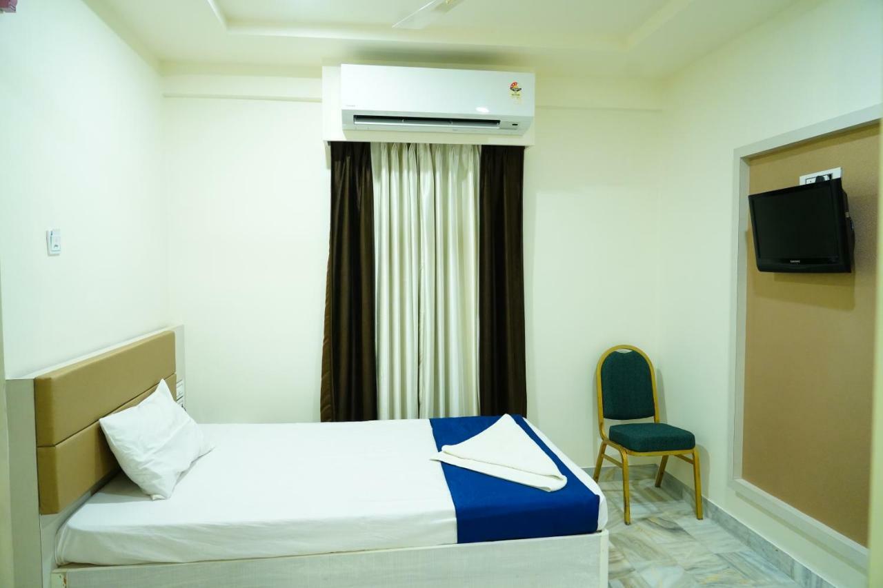 Hotel Swagath Grand Miryalaguda Miriālgūda Kültér fotó